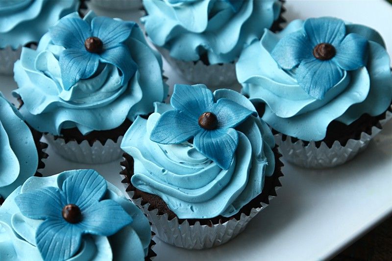 refreshing-floral-cupcakes.jpg